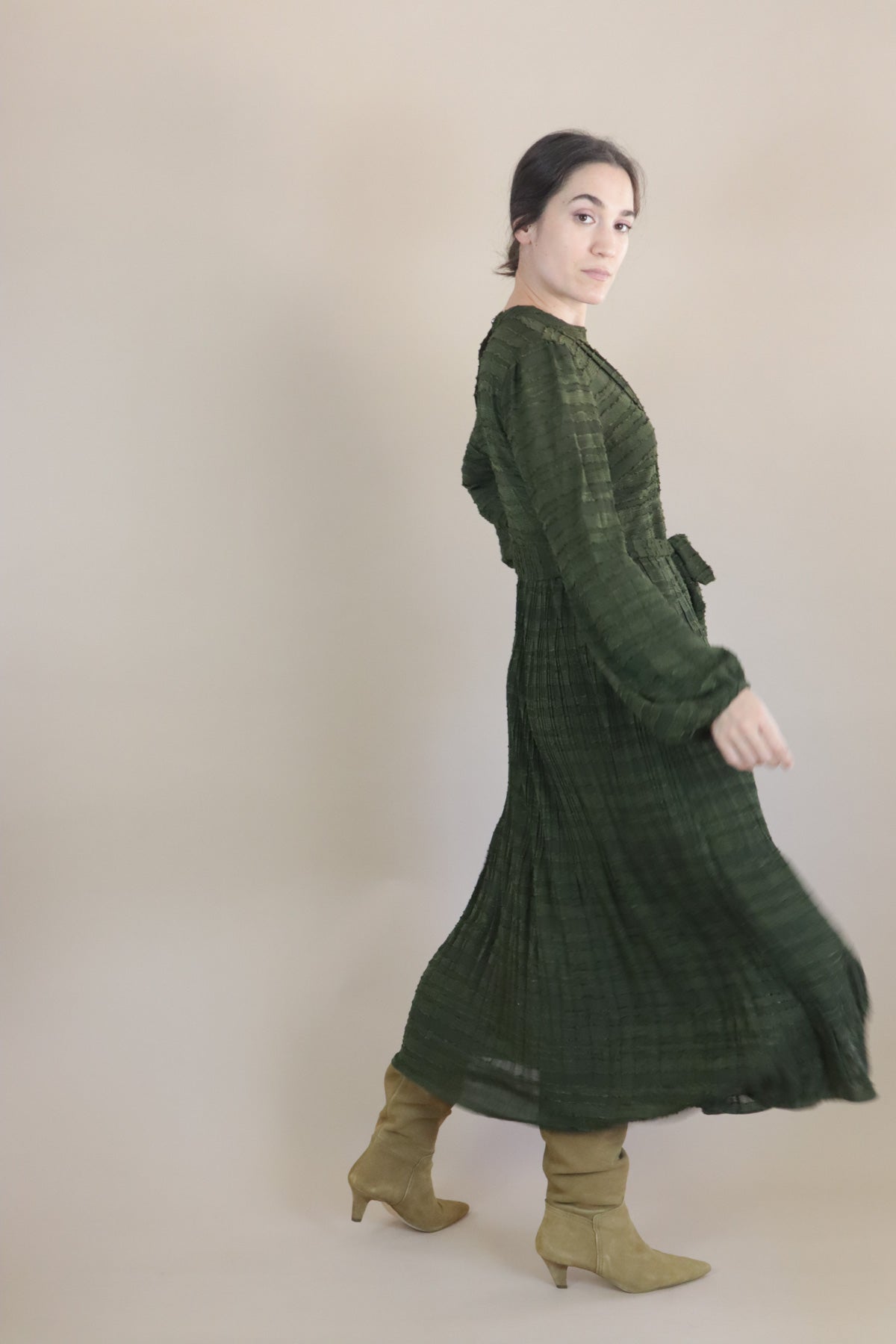 Peephole Dress - Green